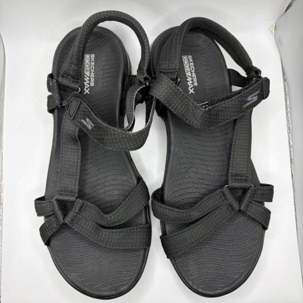 Women’s Skechers Sandals Size 8